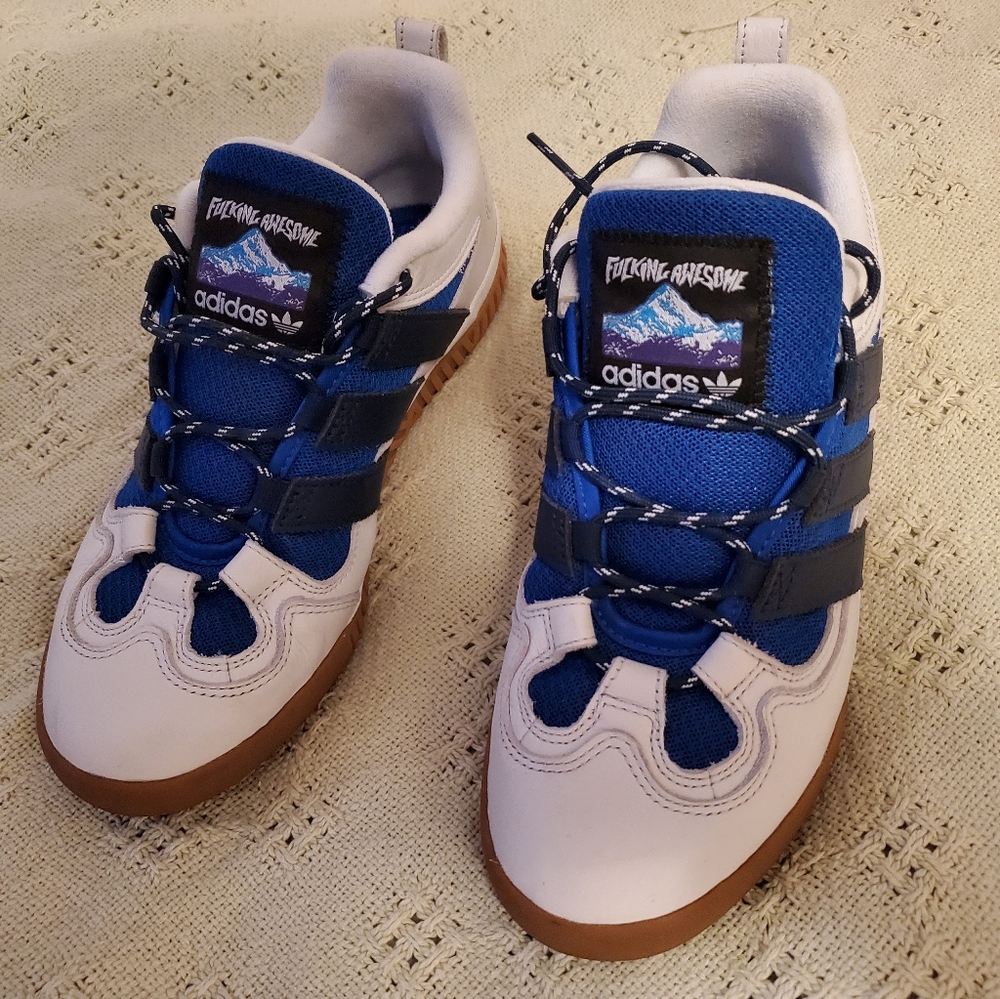 Adidas fucking awesome shoes